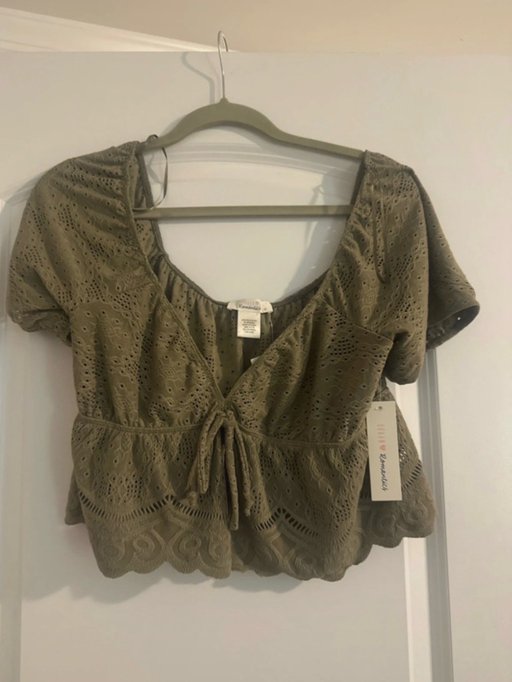 URBAN Romantics Olive Eyelet Tie-Front Peplum Blouse